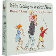 We're Going on a Bear Hunt ( Boardbook )